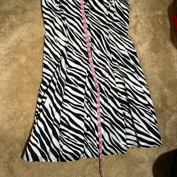 Jones New York Black and White Sheath Sleeveless Midi Dress V-Neck Sleeveless 12
